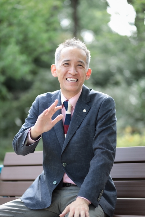 佐山先生プロフィール写真