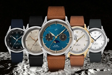 創業10周年を迎えた腕時計ブランドのAbout Vintageから、 数量250本限定の本気のムーンフェイズと 1本は持っておきたいドレスウォッチ4本を発売開始