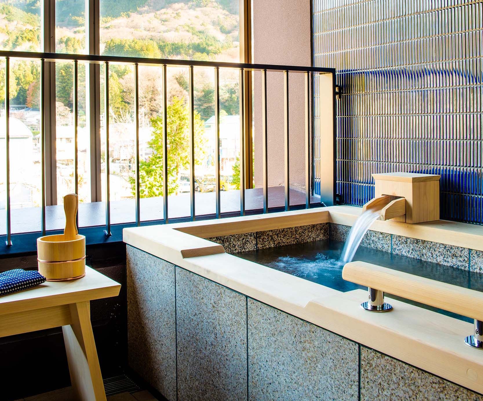 温泉(リバーサイド)