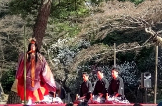 宝生流能楽公演(昨年の様子)