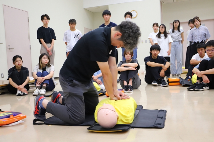 9月2日に実施した「防災・復興学入門B」実技講習の様子