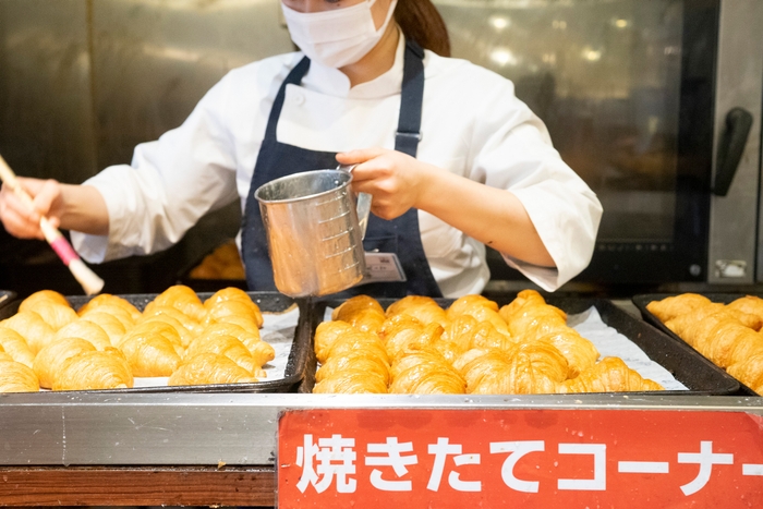 焼きたて実演ショップ