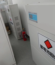 Nittoboラボに長時間バックアップ電源を導入　 ～災害や計画停電による長時間停電時にも薬品の保冷を継続～