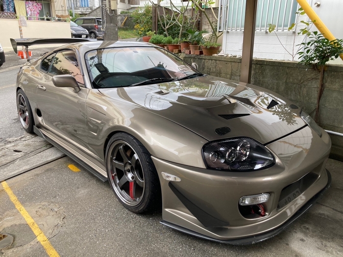 アリーナ展示:TOYOTAスープラ