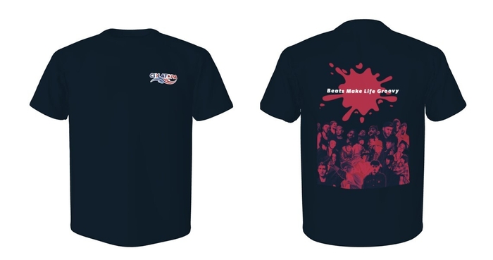 当日はオリジナルグッズを販売