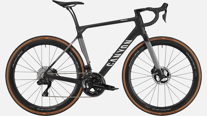 セール商品の一例: エンデュレース CFR Flash 通常1,409,000円→セール価格1,187,000円(222,000円オフ)