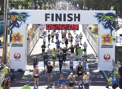 常夏のハワイで走り納め、ホノルルマラソン2024開催 トータルで36,121人、うち日本人は約1万人がエントリー 　2024年12月8日(日)　5時スタート(ホノルル時間)