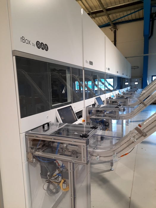 rBox正面 コンベア