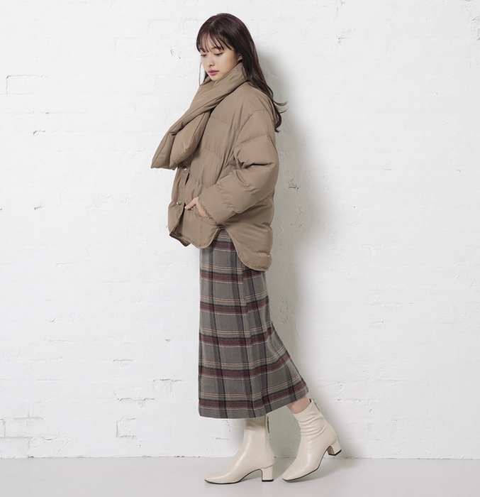 マフラー付ノーカラーダウンジャケット・全3色