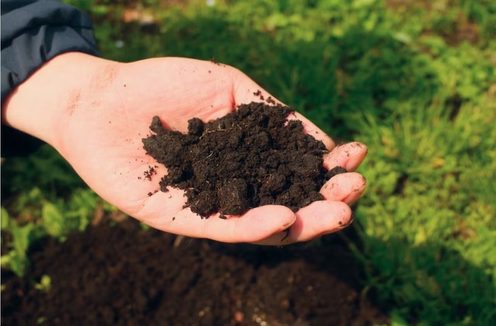 北村山の一部にだけ分布する「黒ボク土」