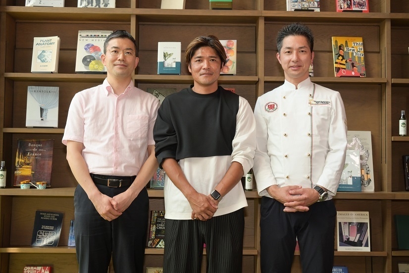 <椎野俊秀さん 大久保嘉人さん 柴野大造さん>