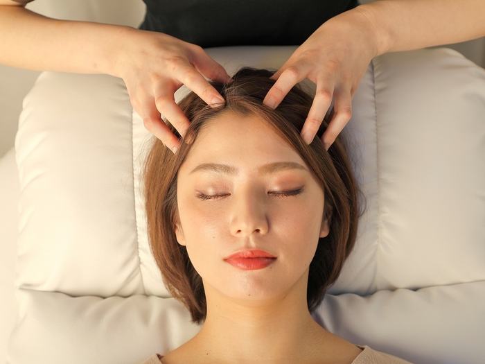 脳の凝コリを癒すヘッドスパ