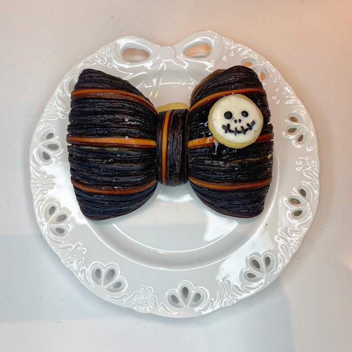 リボンクロワッサン ナイトメアー 濃厚パンプキンクリーム