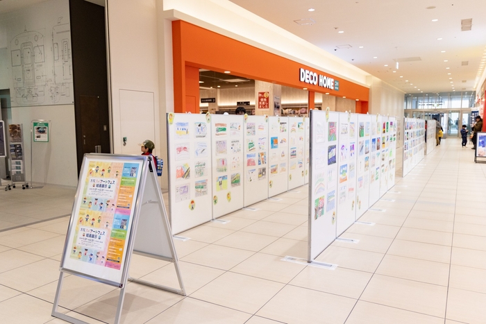 絵画作品展の様子【2025年1月の様子】