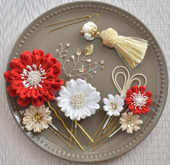 出品例:つまみ細工のアクセサリー by pomelog