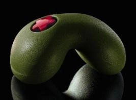 【クラブエスタ読者プレゼント第4弾】愛嬌のある丸みが部屋のインテリアとしても活躍しそう！個性的な形状のドアストッパーMAGIS Rock（マジス ロック）を5名様にプレゼント！