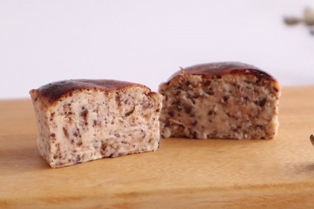 【4個セット】カカオバスクチーズケーキ 小サイズ (はれもけも) 税込価格:1,922 円