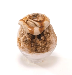 京都四条河原町のカフェ【永楽屋 喫茶室】より 京都宇治「丸久小山園」のほうじ茶を使用した 『ほうじ茶氷』＆『楽・ほうじ茶パフェ』新発売