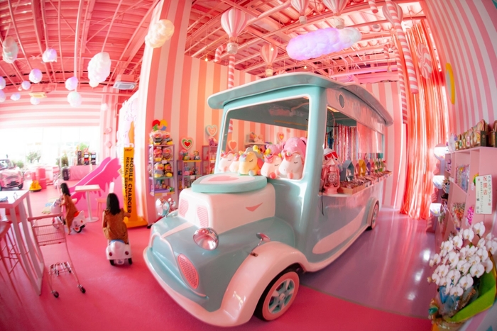 園内:The Pink Cafe 3