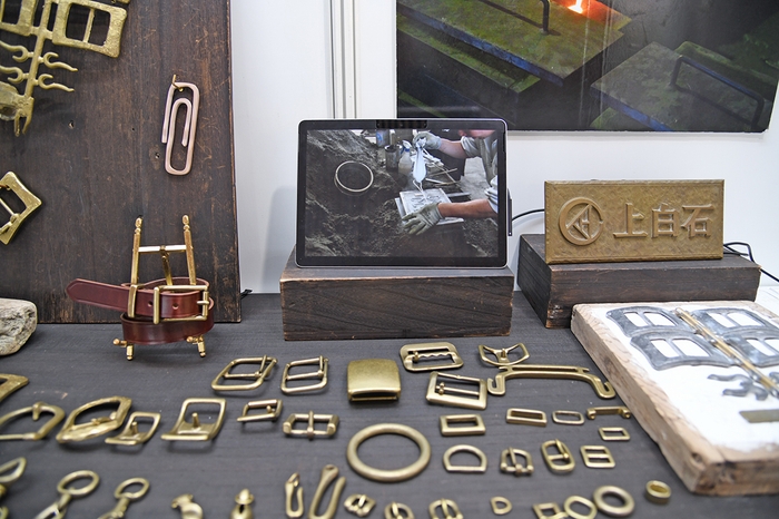 株式会社上白石