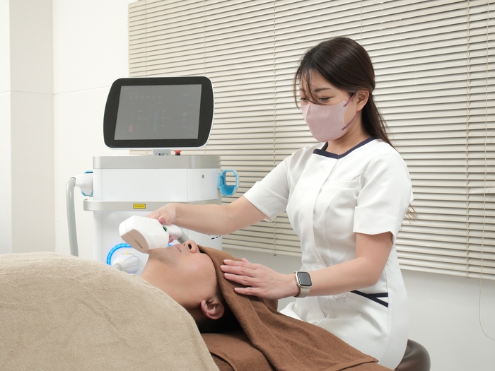 女性スタッフによる施術