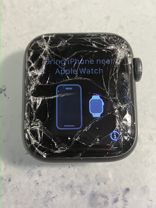 ここまでバキバキに割れたものも対応可能!