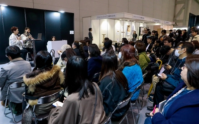 家具インテリア・ペット共生のスペシャリスト10名が登壇