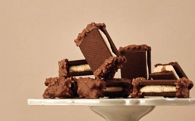 【大丸札幌店にて連日完売】「ナッティクリームサンド」が11月1日(土)より全店販売&全国配送を開始！