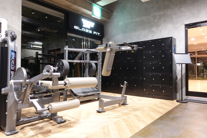 THE BLAZE FIT. MAGOME 11