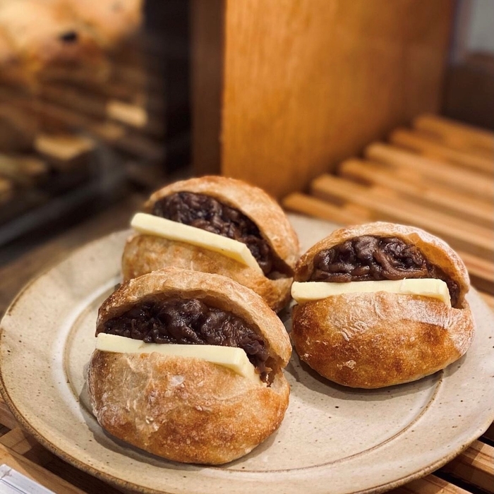 <ジュウニブンベーカリー>リュスティックあんバター