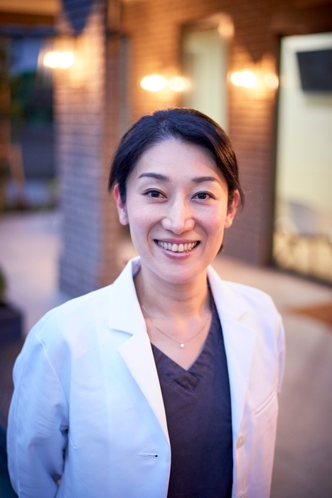 齋藤真理子 先生