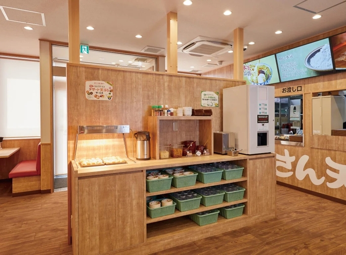 セルフバーが充実(画像は鳴海店です)