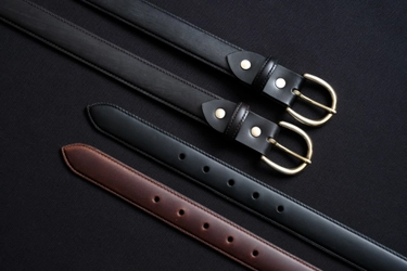 革工房MUNEKAWA、2種類の上質レザーで作るレザーベルト 「Brass」をリニューアル販売開始