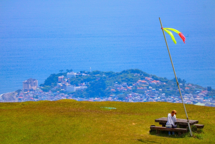 【東伊豆まちの風景部門】『東伊豆の空に近いベンチ』/ドリー様