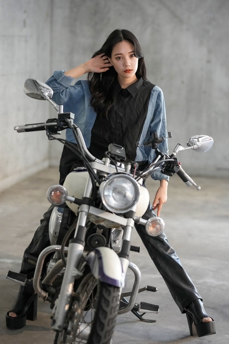 ヒロイン役:世森響