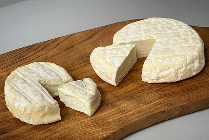 国産チーズイメージ(3)(Lactoserum)