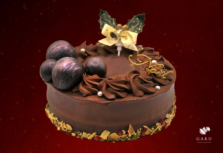 信州のご当地チョコレート専門店にて クリスマスを華やかに彩る“パール輝く”2025年クリスマスケーキを発売 ～チョコレート専門店が贈る濃厚ザッハトルテ～