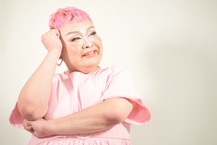 著者 むらっち(『オネエ占い師 むらっち占い』著者・むらっち)