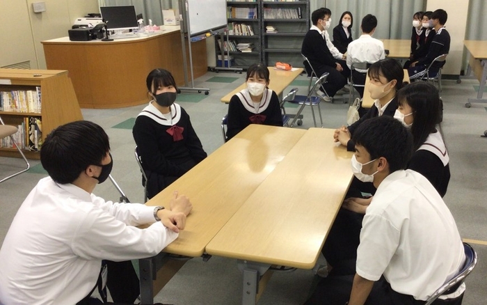 昨年度実施の教育ゼミの様子