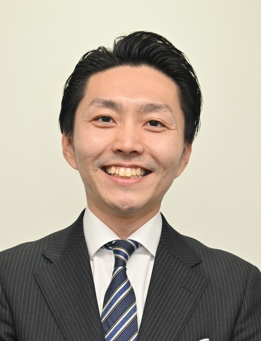 代表理事の白岩 健介弁護士