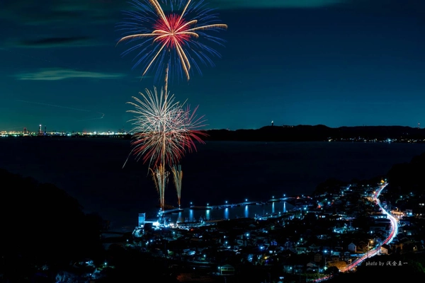 東日本大震災犠牲者の慰霊と復興への思いを込めた花火　 千葉県・竹岡で3月8日に開催