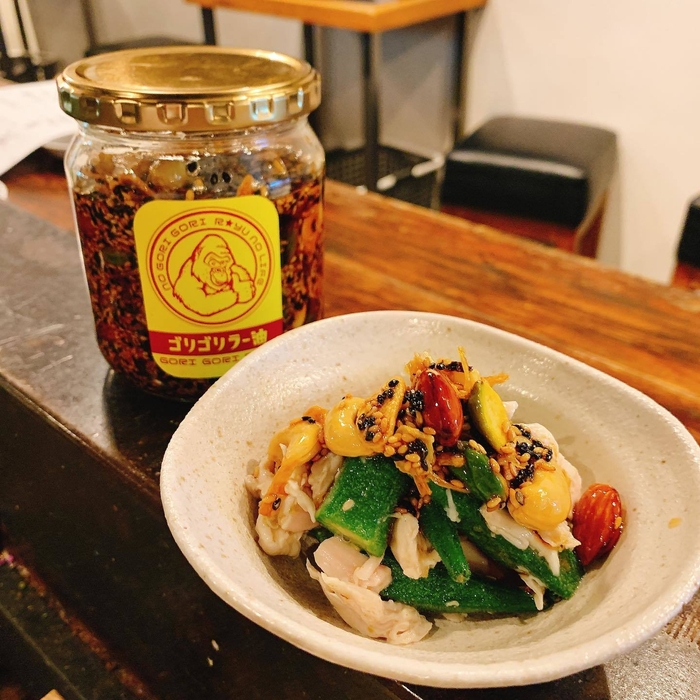 鶏とオクラあえに ROBATA虎龍