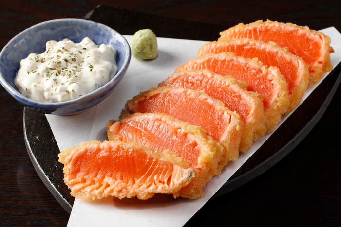 「サーモンレアカツ」1,078円