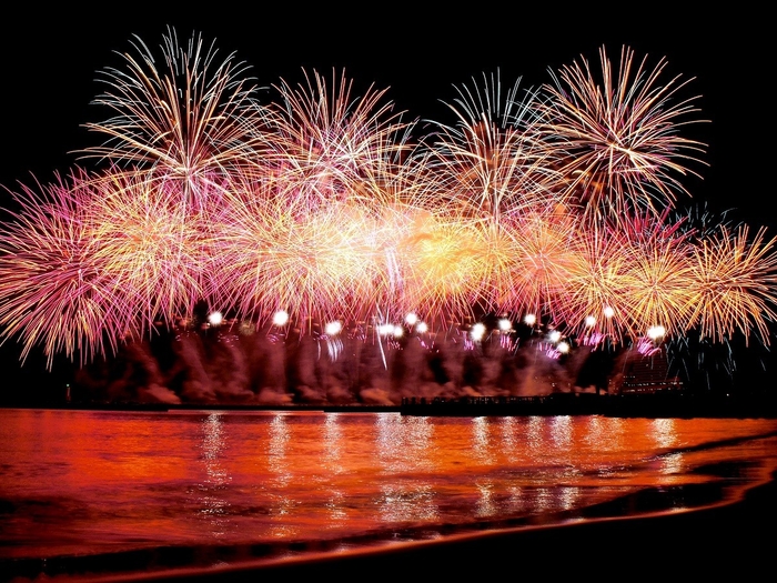 熱海海上花火大会 ※イメージ