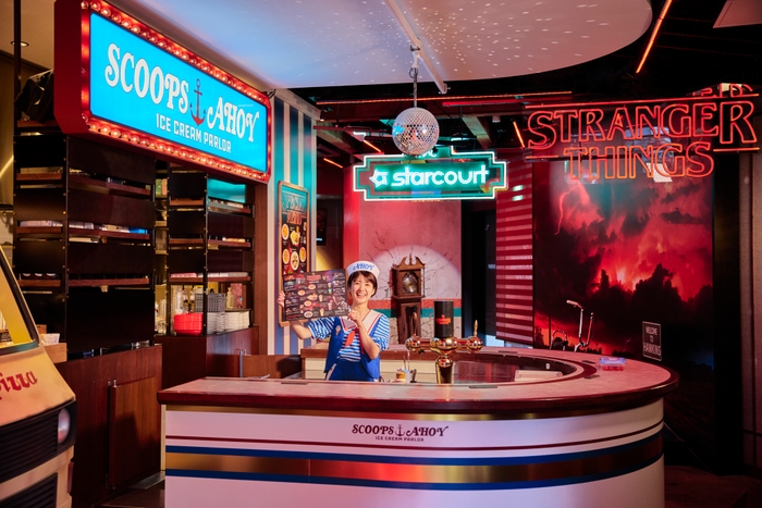 コラボカフェ「ストレンジャー・プロント」内観