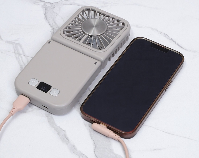 4.モバイルバッテリー