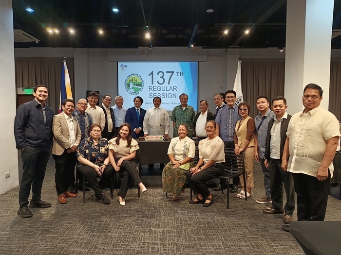 人材提携に向けたモンテンルパ市の市議会へ表敬訪問