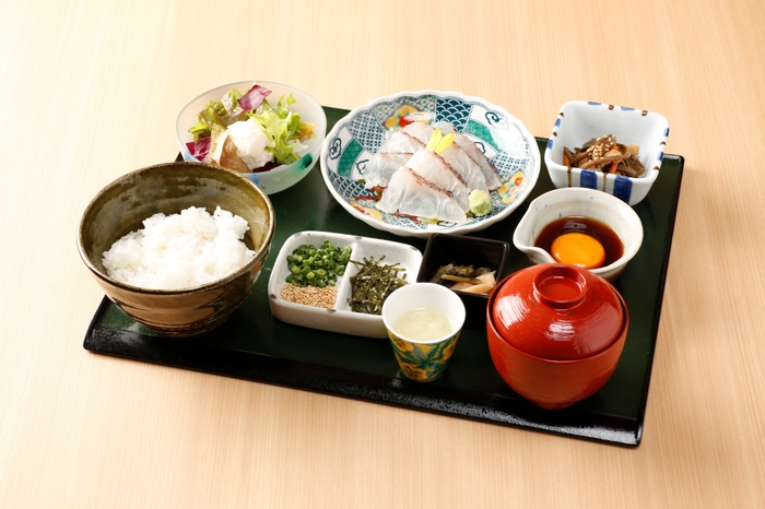 愛媛・宇和島流 鯛めし膳