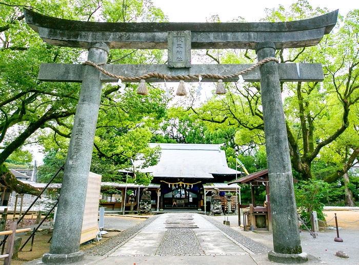 諫早神社
