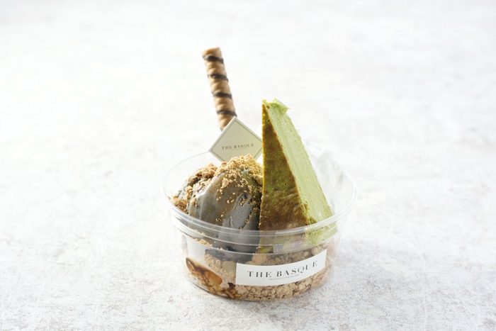 黒ごまアイス × 桑の葉バスク × みたらしソース&きな粉